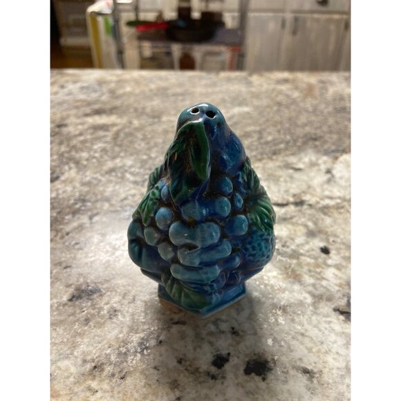 Vintage Inarco Japan E-2371 Mood Indigo Blue Salt & Pepper Set Ceramic Grapevine - Picture 9 of 12